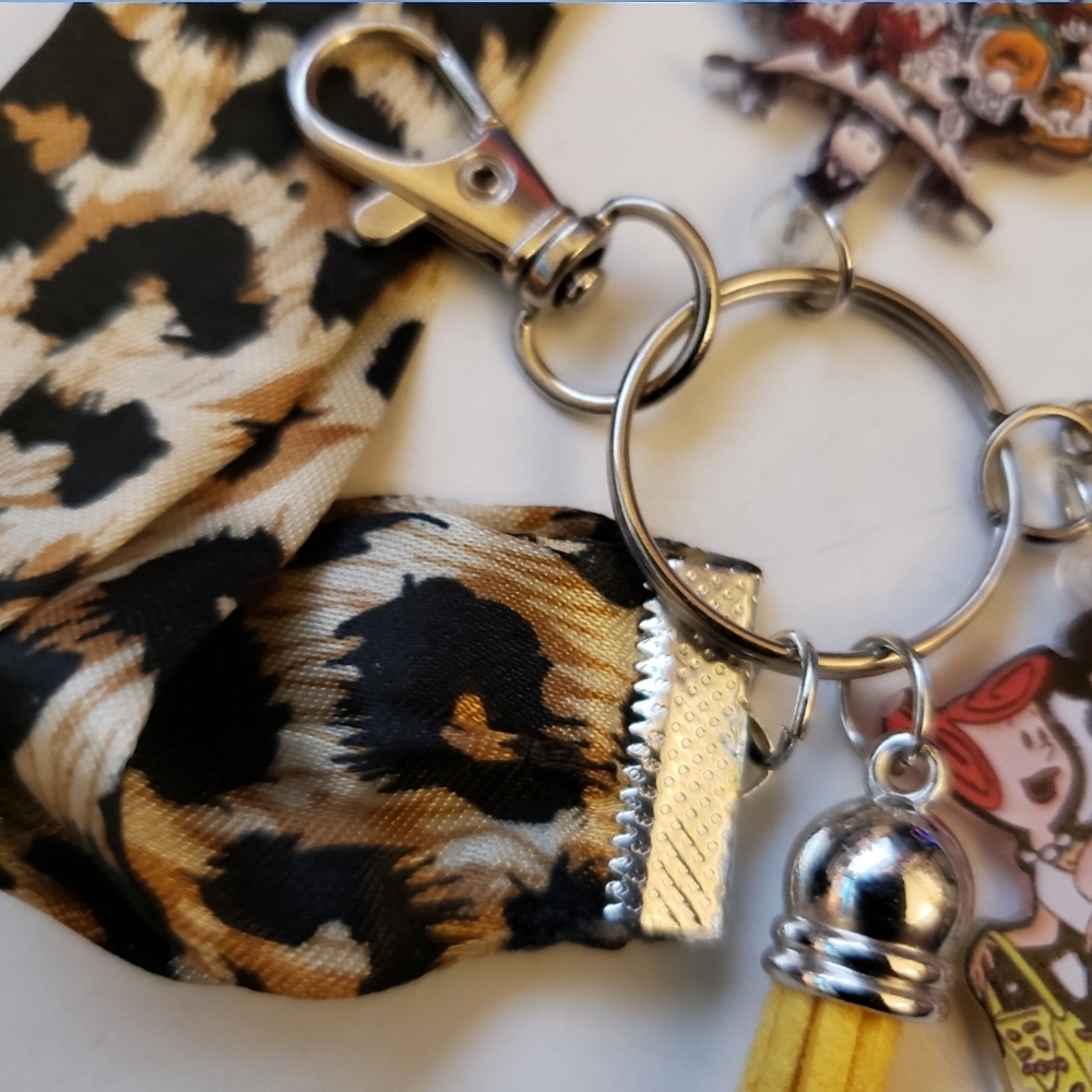 Handmade Lightweight Flintstones Keychain - Picture 5 of 8